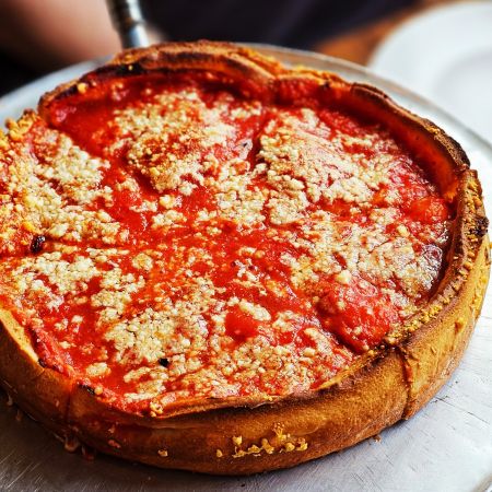 Chicago Deep Dish: Pepperoni at Deepend Pizza